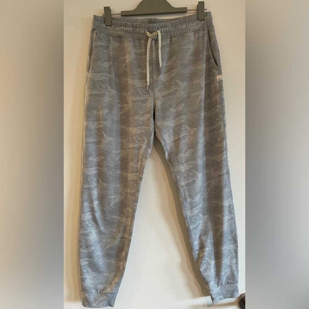 Vuori joggers, gray camo, size M
